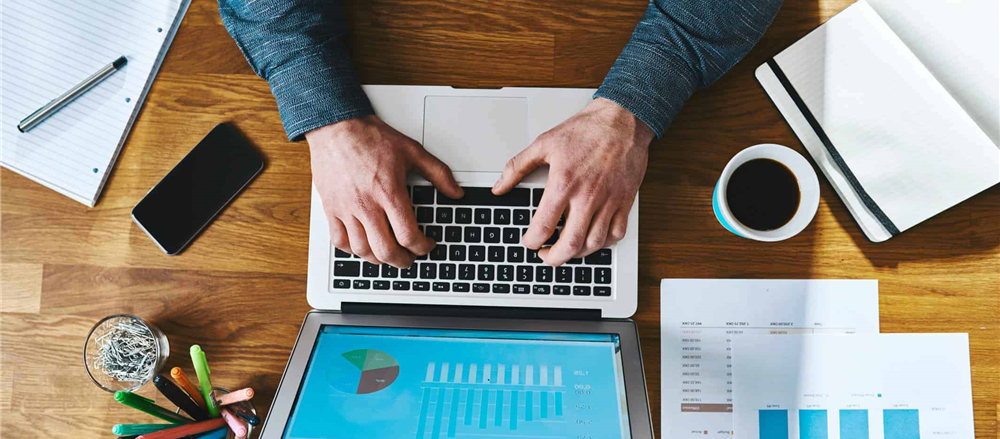 Is Domain Holdings Australia Ltd (DHG) a Sell?