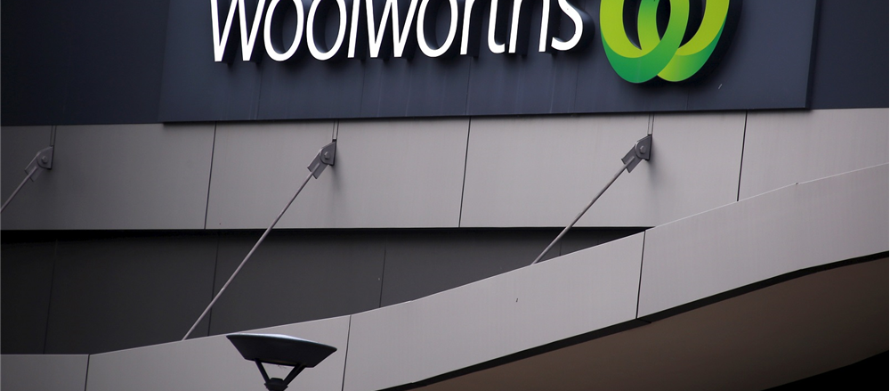 2 Retail Stocks – Woolworths and Myer Holdings  