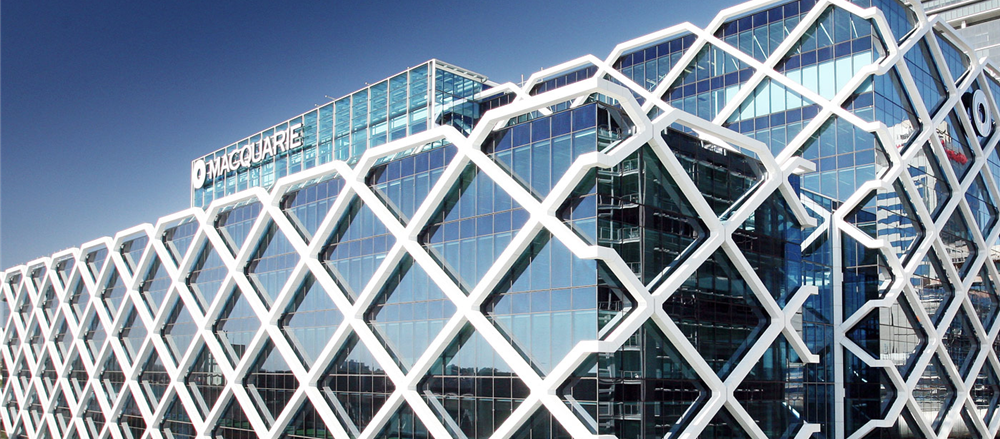 Macquarie Group under fire over van Eyk fund
