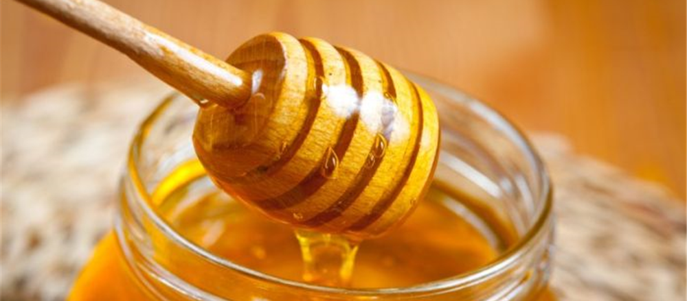 2 Stocks for Portfolio Diversification – CZZ and DDR