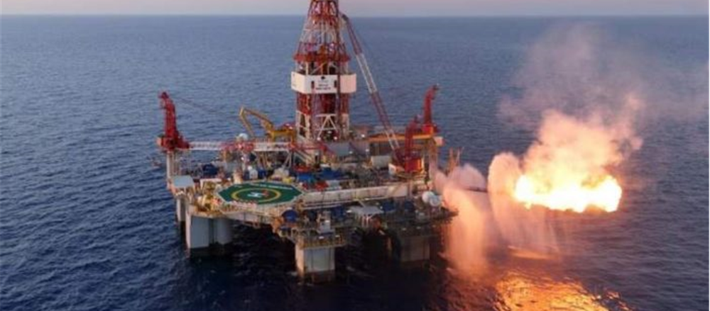 2 penny stocks - CVN, LCK 